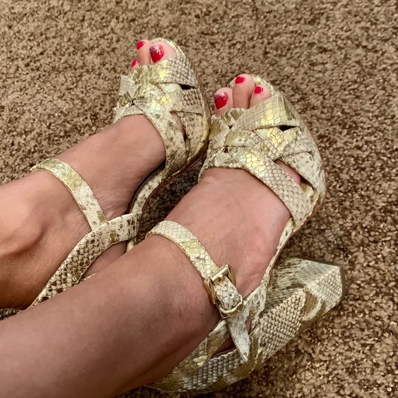 Michael Kors Pumps - Picture 2 of 5